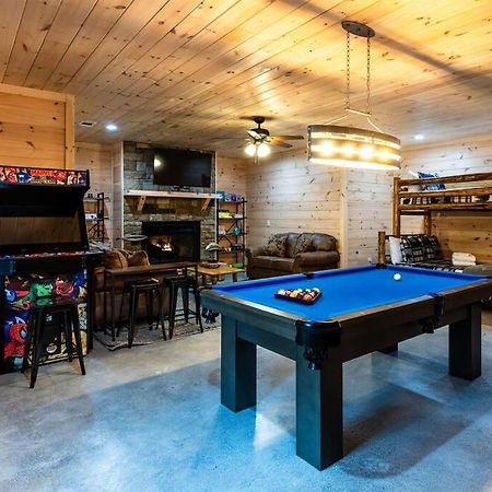 Luxe Family Cabin 8 Min To Downtown Blue Ridge Bagian luar foto